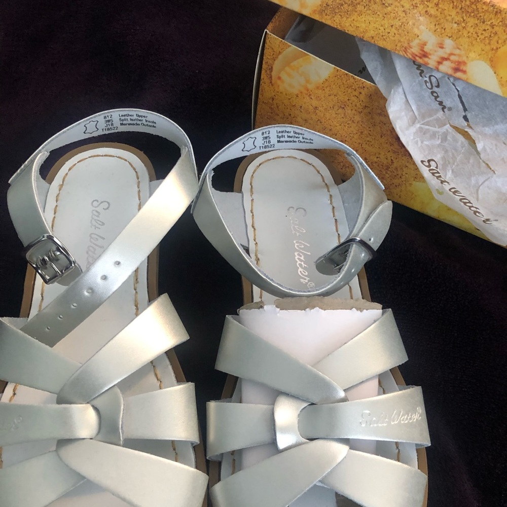 New with box salt water sandals